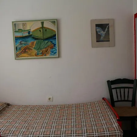 아파트 Aspro Spiti 1 *