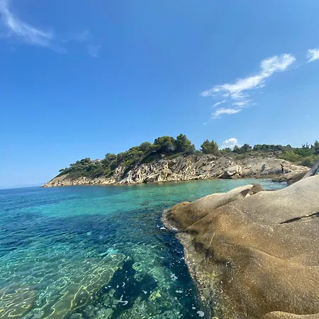 Aspro Spiti 1 * Ormos Panagias